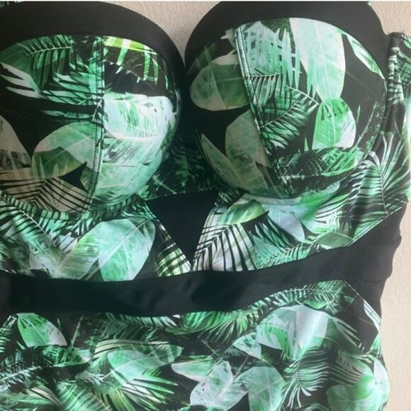 Torrid Vixen Underwire One Piece Swimsuit Size 3 Green Palms Cutout Mesh Push Up - Picture 9 of 12